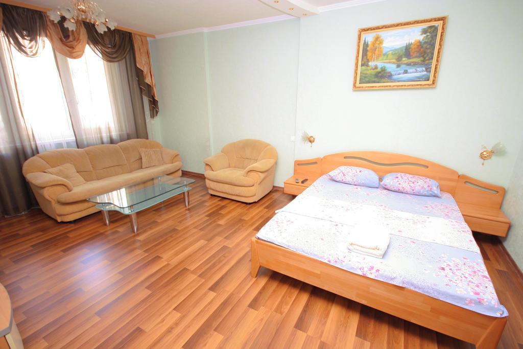 Inn Home Apartments - Livoberezhna Kiev Habitación foto