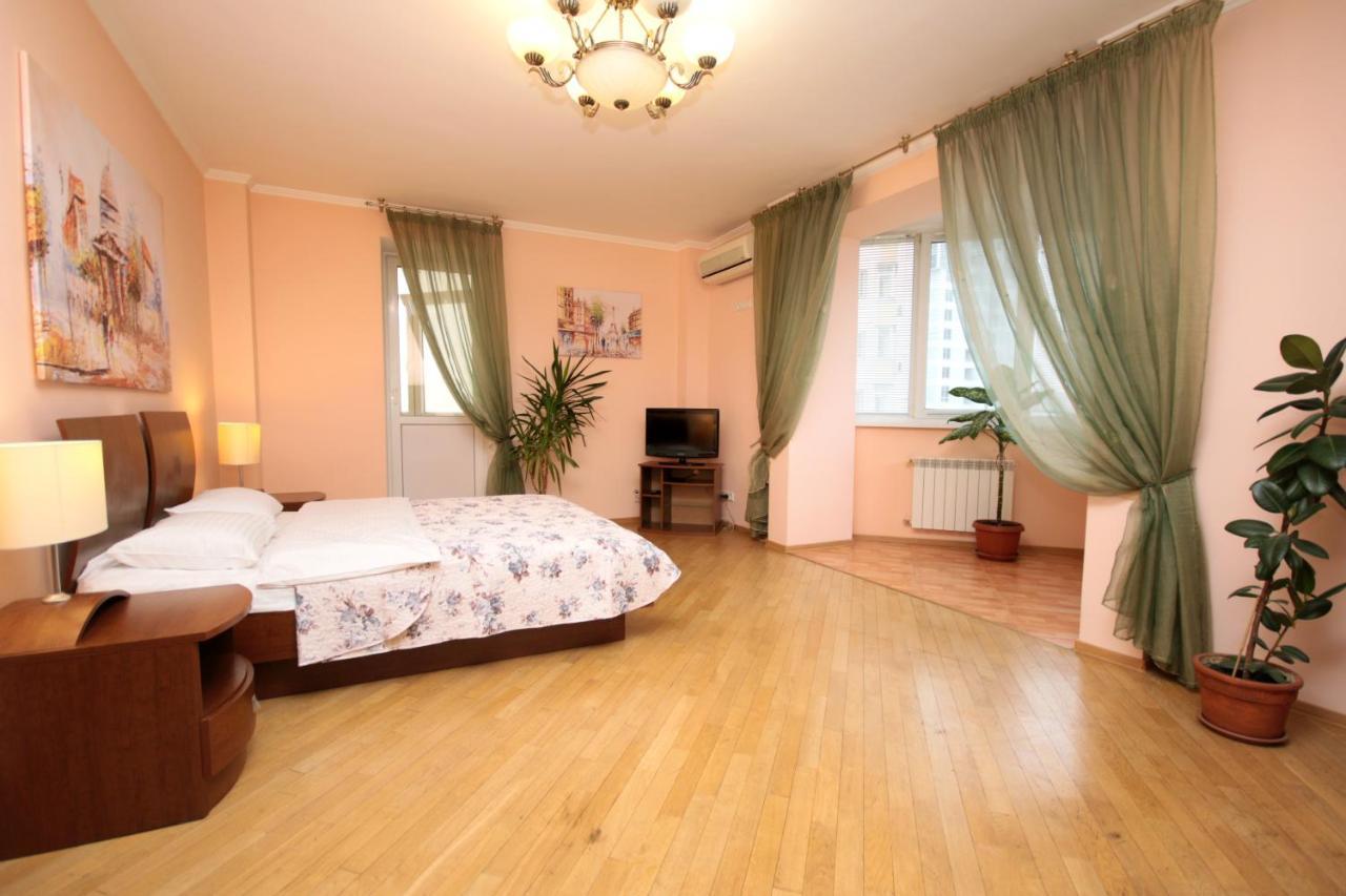 Inn Home Apartments - Livoberezhna Kiev Exterior foto